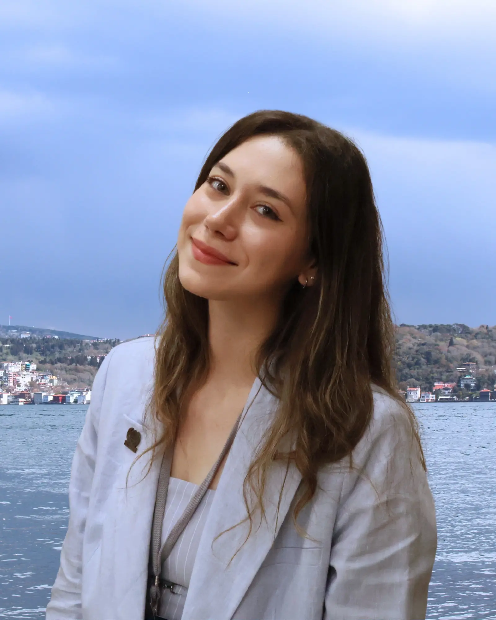 Ayşe Defne Kurçenli, Board Member